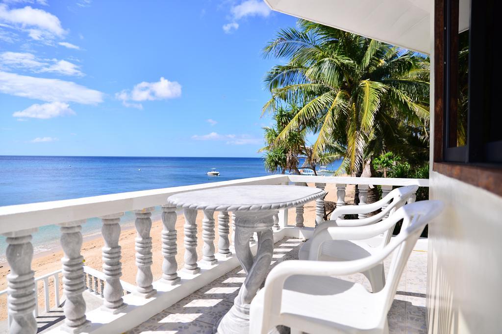 Lanas Beach Resort Romblon Island Exterior photo